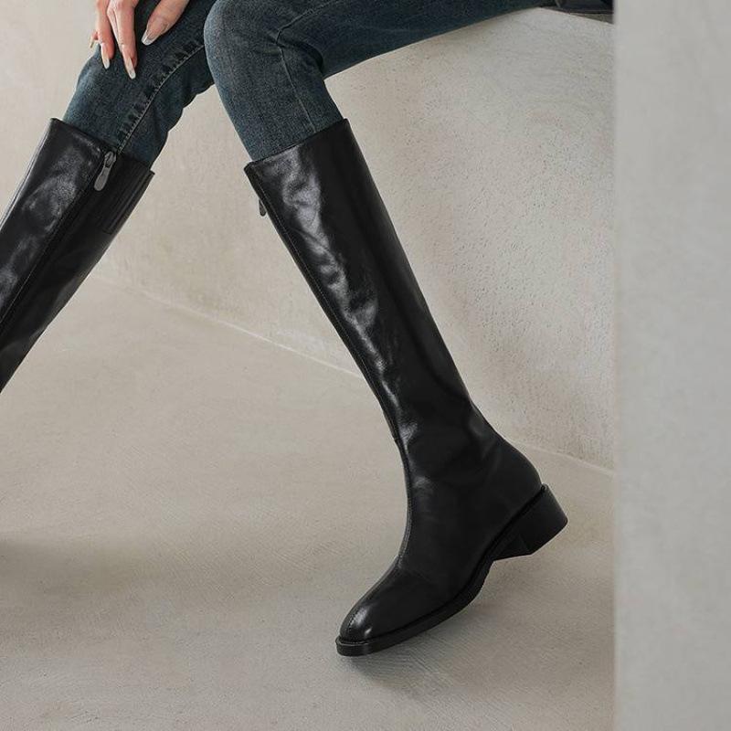 Autumn and Winter Women's Solid Color Leather Fashion Boots Rubber Sole Middle Heel Square Head Large Size Women's Boots New Cowhide High Boots