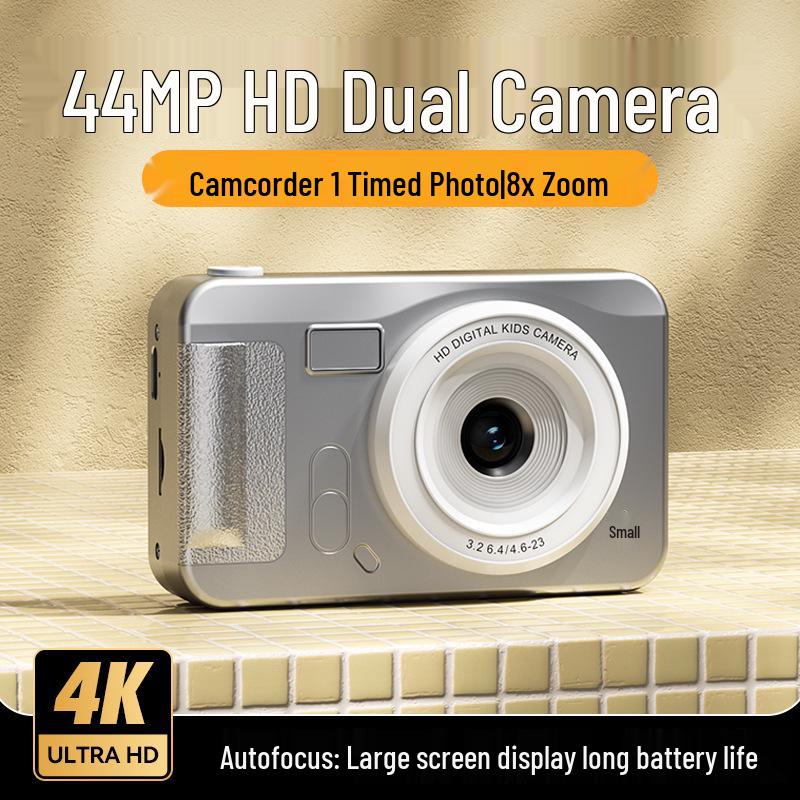 Câmera Digital Retro de 2,4 Polegadas - Mini CCD Portátil HD