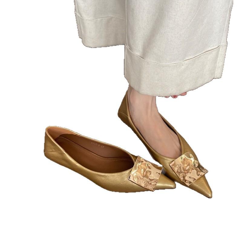 Spot version! Flat-bottomed retro metal buckle pointed single shoes women's shoes 2025 spring and autumn new versatile light mouth commuting shoes