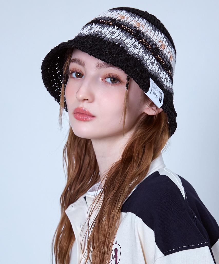 Seullipiseullib Maria Black/White Bucket Hat