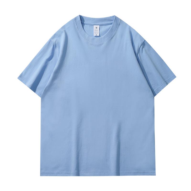T-shirt bianca girocollo larga da 230g in puro cotone pesante con design versatile e logo stampato personalizzato.
