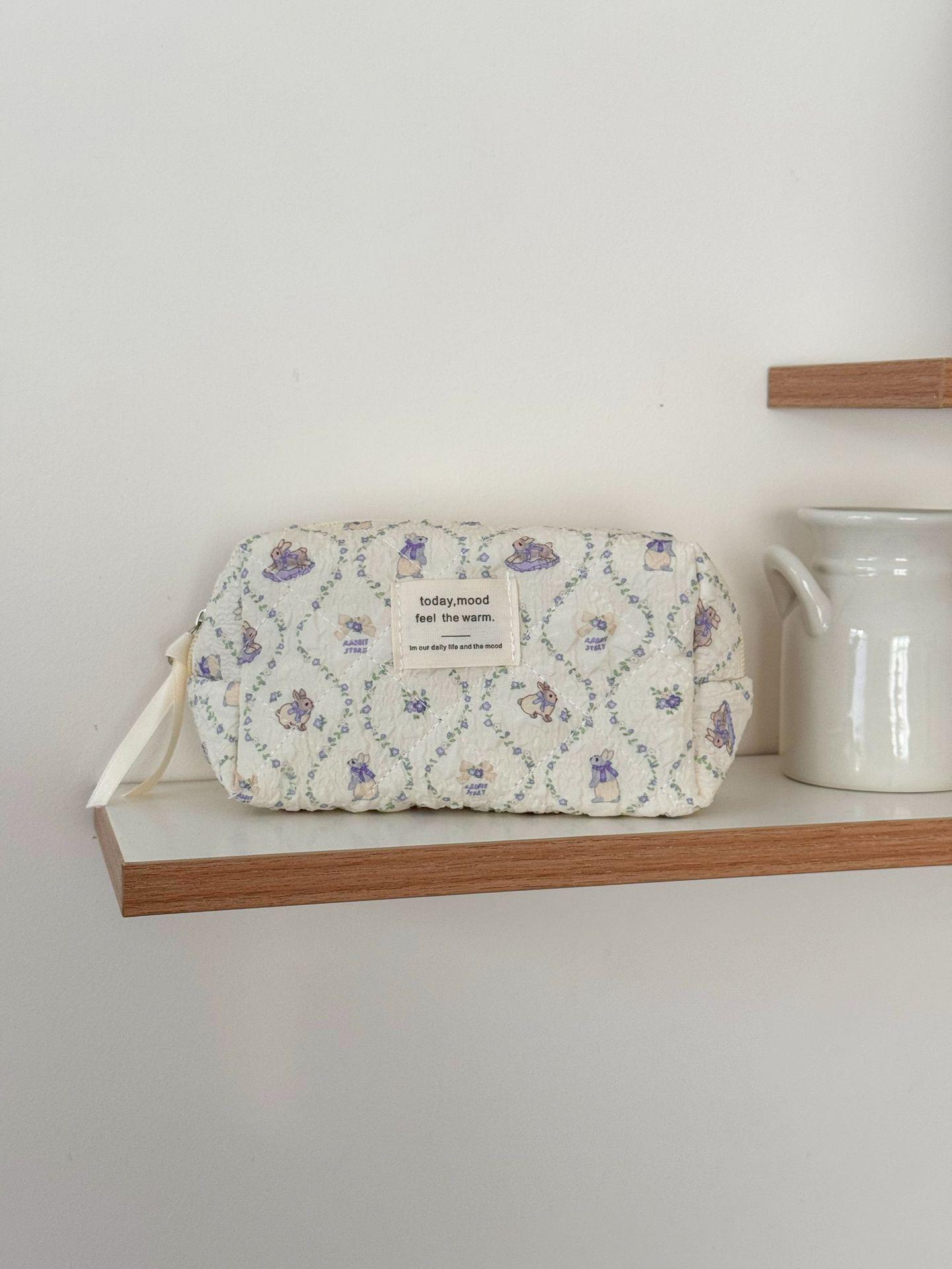 

Purple Lace Rabbit Makeup Bag – Cute Cross-Border Cartoon Print Storage & Wash Bag