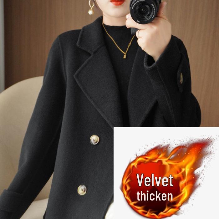 2024 Women's Plush Wool Coat: Short, Cozy, Loose Fit with Suit Collar for Autumn/Winter.