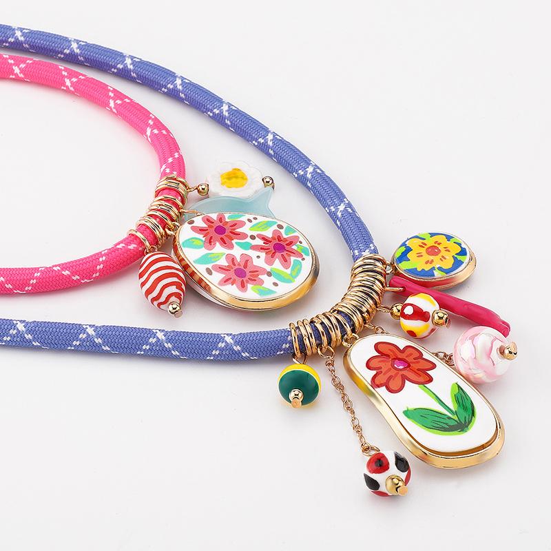 New Dopamine Flower Charms Necklaces Vintage Pendant Necklaces for Women Female Multilevel Chain Collar Jewelry Gift