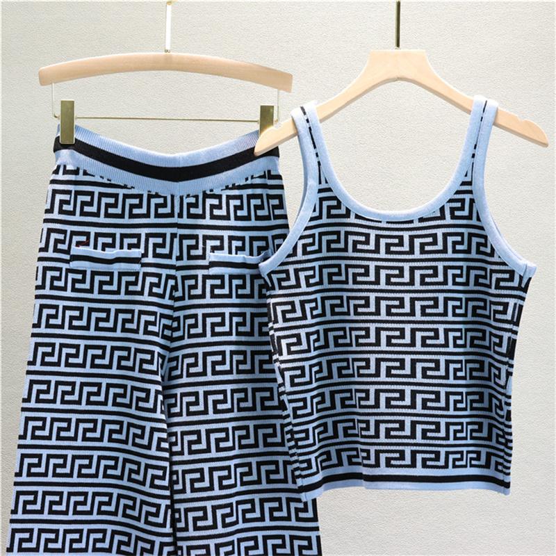 Autumn And Winter Jacquard Knitted Cardigan Women's Suit Jacket Vest And Pants Three Piece Set