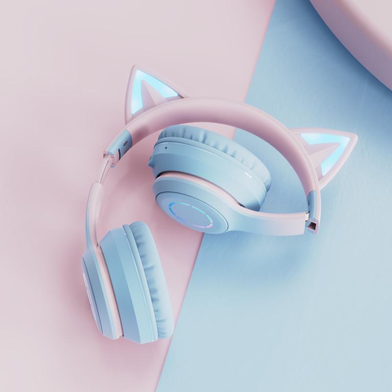 Cat Ear Bluetooth Gaming Headphones with Extended Battery Life and No Delay