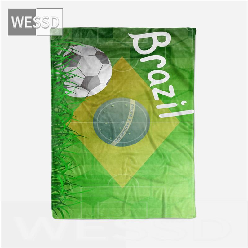 Grüne Fußballdecke für Jungen, niedlicher Cartoon-Fußball-Überwurf, Sofadecke, Tagesdecke, Flanell-Bettlaken