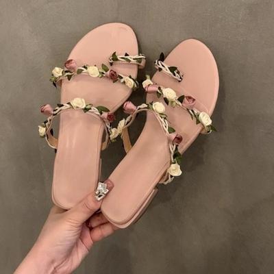 Mode Mode Frühling/Sommer Internet-Berühmtheit Mode Florale Rasur Niedriger Absatz Ein-Riemen-Sandalen Damen Explosion Außen Zu Tragen Sandalen