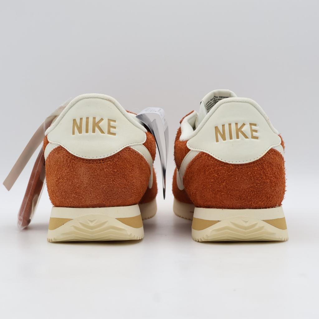 HF3142-200 Nike Cortez SE Suede Dark Russet Flax Muslin Sail (Men's)