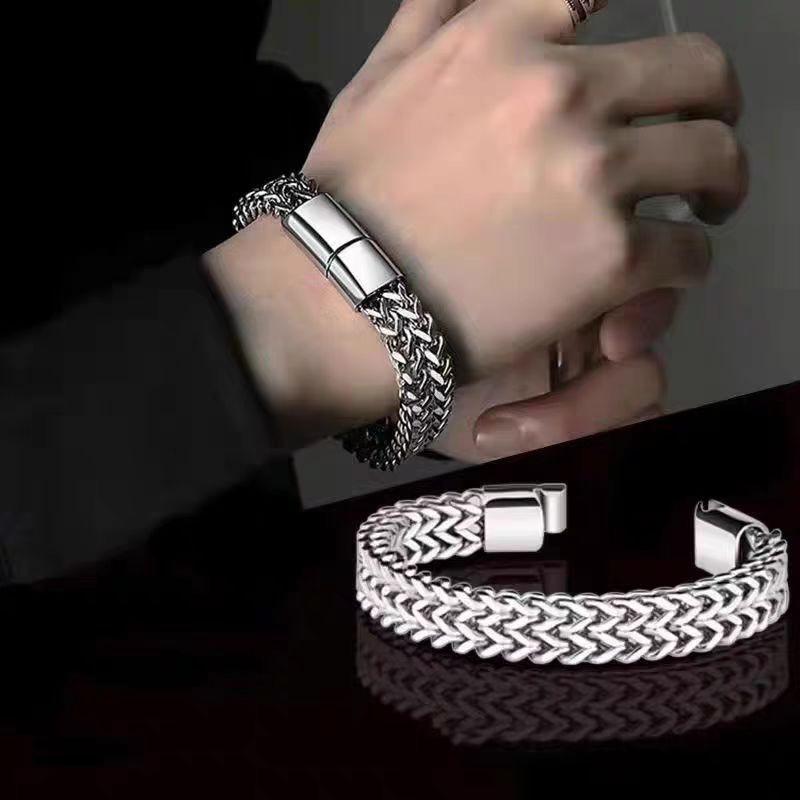 Mens Titanium Steel Bracelet With Dual-Tone Polished Cuban Link Design Hypoallergenic Anti-Tarnish 18K Gold Plated