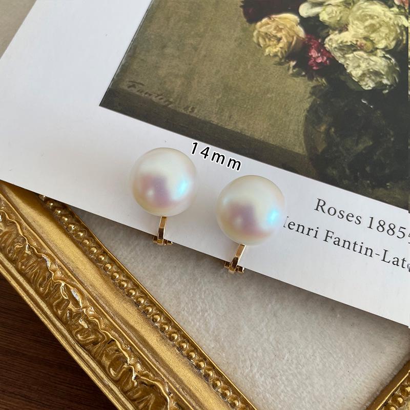 Korean Children's High-Gloss Pearl Luxury Necklace - Elegant Girl's Niche Clavicle Chain