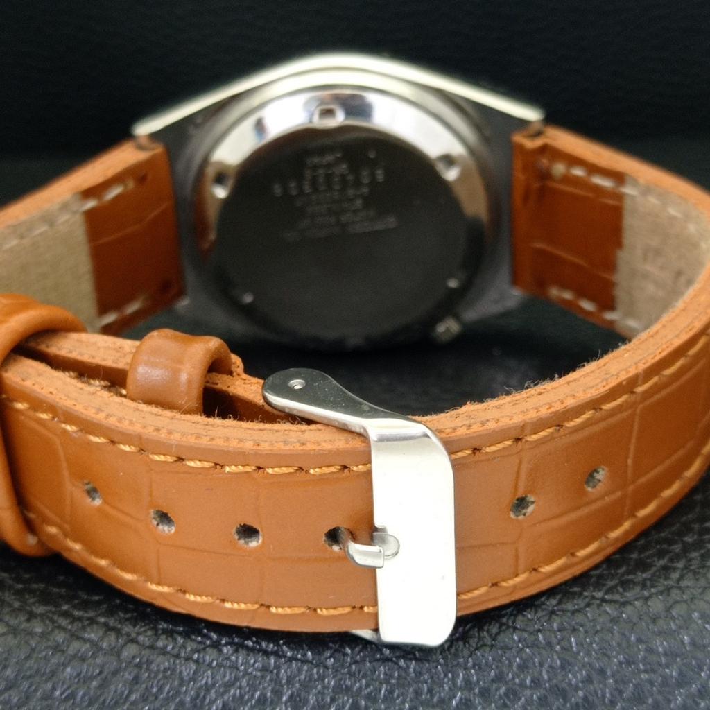 Citizen AUTOMATIC 8200 VINTAGE JAPAN MENS YELLOW COLOR DIAL WATCH A500298-2 R151b-a500298