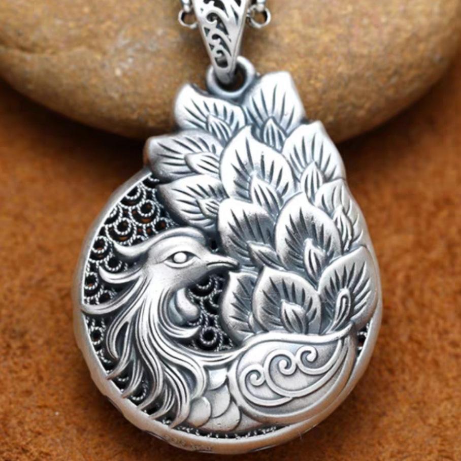 Peacock High-end Phoenix Tibetan Silver Pendant for Women, Retro Chinese Style Pendant Chain, Long Necklace As a Gift for Mom