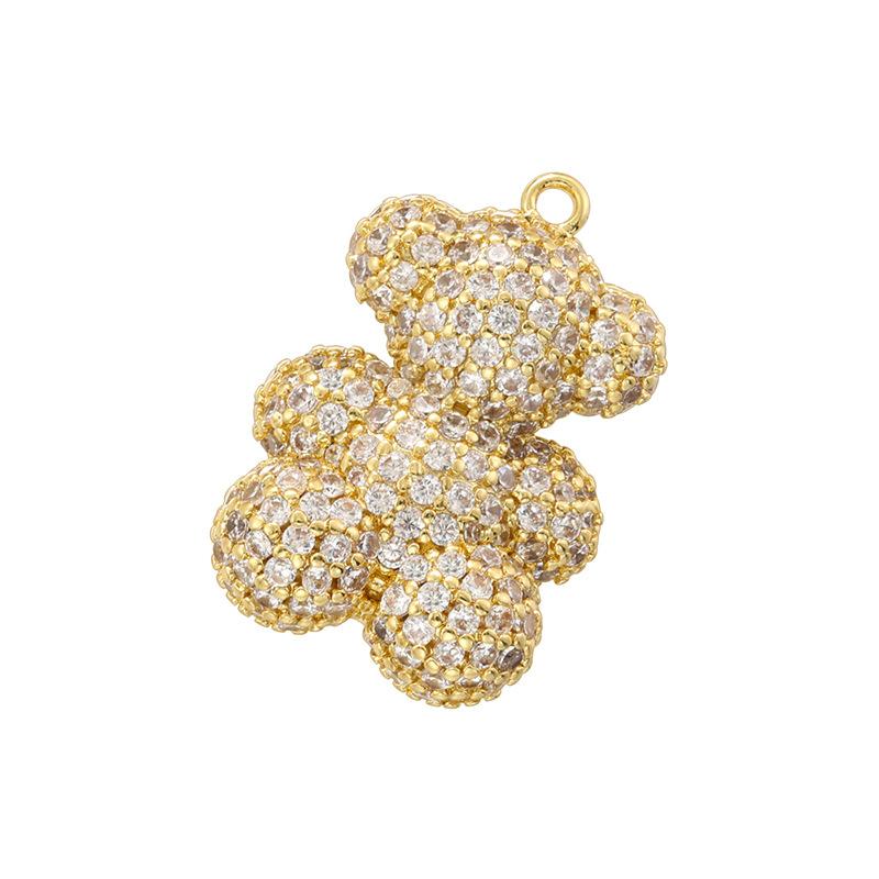 Leichter Luxus Kupfer Eingelegt Mit Farbigen Diamanten Bärenanhänger Niedlicher Cartoon Dreidimensional Stehend Erdbeerbär Schmuckanhänger Vd1652