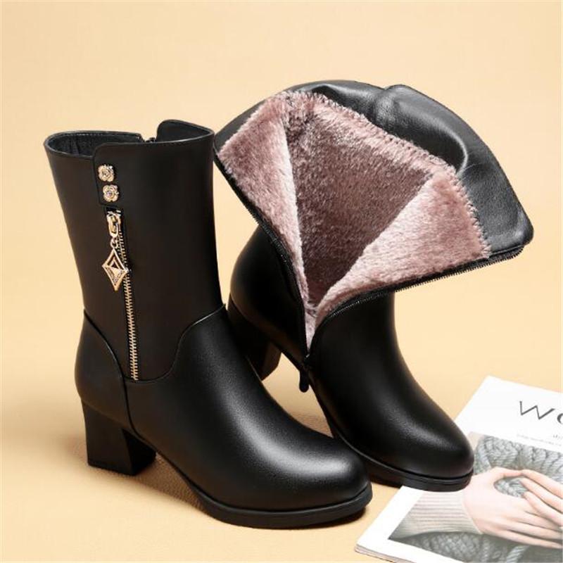 

Высокие сапоги для женщин черные коричневые из натуральной кожи на высоком каблуке женская обувь сапоги до середины икры нескользящие толстые плюшевые женские зимние сапоги 39