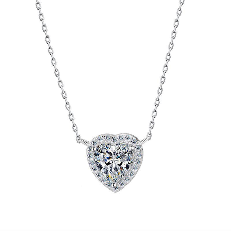 Women's Bestselling S925 Sterling Silver Heart Pendant Necklace with Moissanite Luxury Clavicle Chain Jewelry Accessory