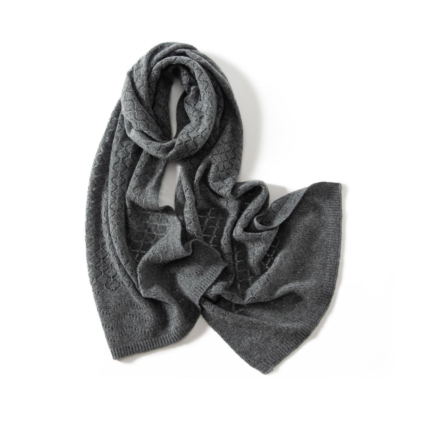 Versatile Women s Cashmere Shawl with Hollow Flower Pattern – Soft, Warm, Fashionable Knit Scarf серый