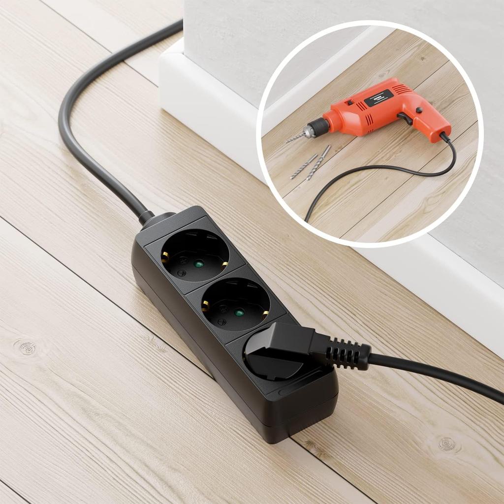 Logilink CEE7/3 Power Strip, 3x Grounded Socket, 1.5 M, 3500W, Black