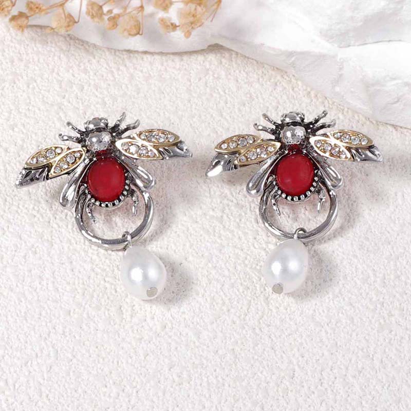 Vintage Gold Color Animals Bee Shape Pendant Earrings for Women Fashion Crystal Imitation Pearl Drop Earring Jewelry Accessories