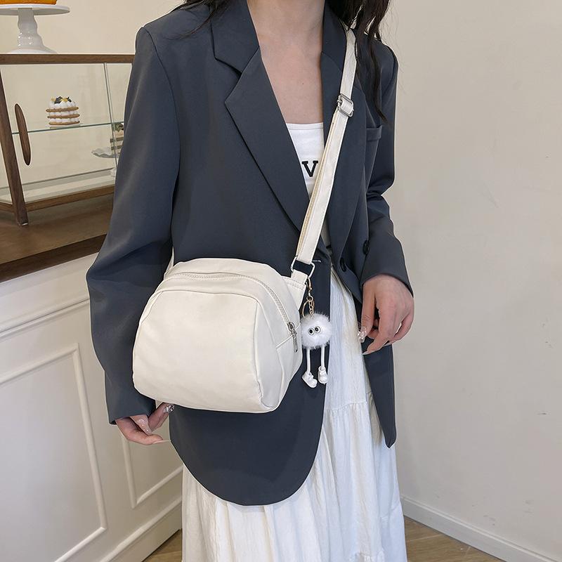 Nylon small satchel stylish simple solid color shell shoulder bag women's mobile phone bag casual versatile oblique span