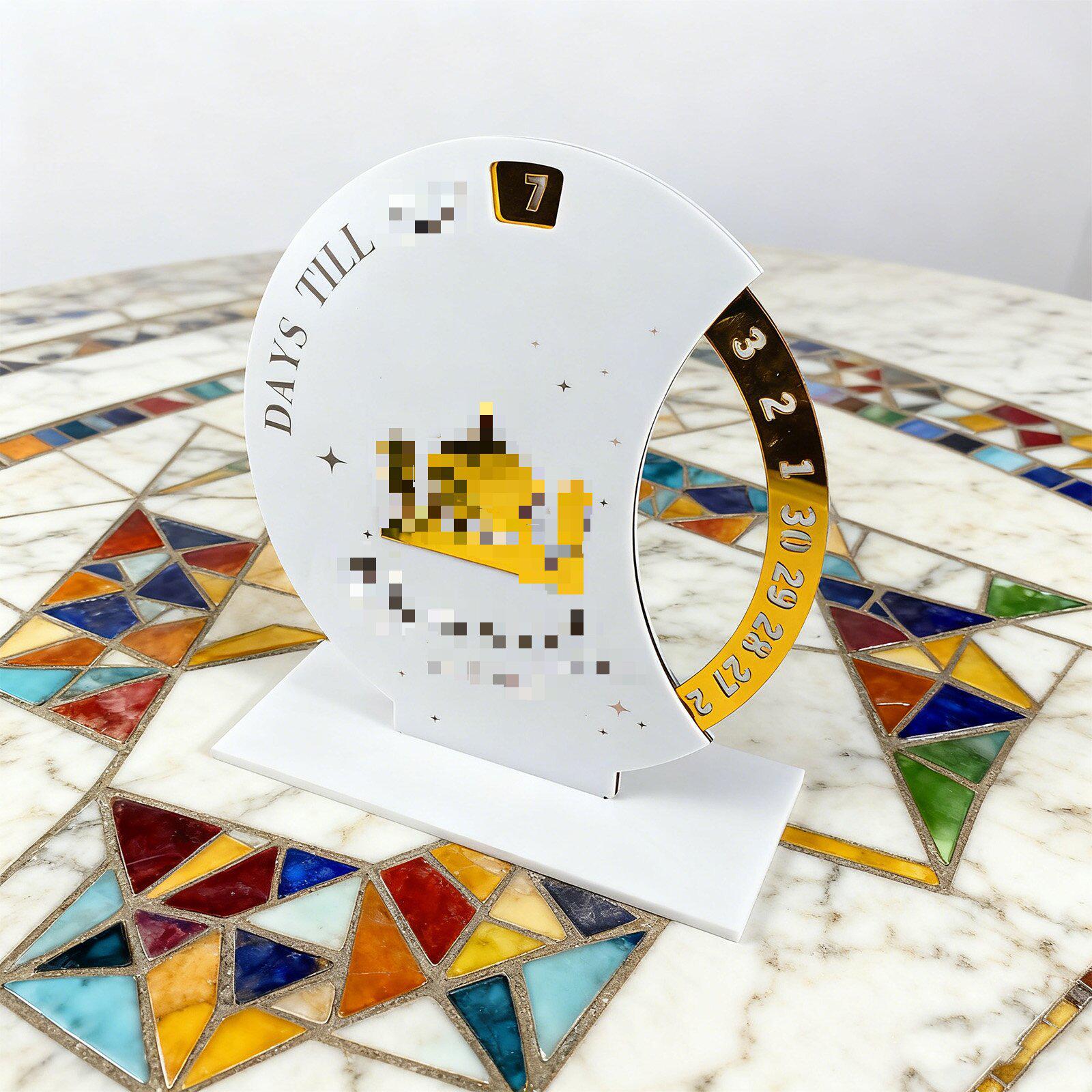 

Acrylic Countdown Calendar: Creative Punch Card Desk Ornament with Manual Rotation for Personalized Decoration. 20 x 21 cm белый/золотой