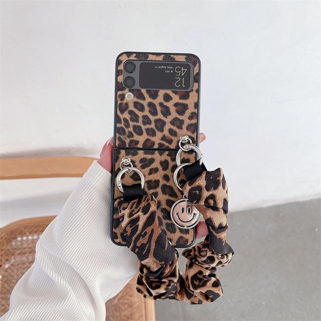 

Кожаный чехол для телефона с леопардовым принтом и кольцом для Samsung Galaxy Z Flip 4 3, милые защитные чехлы для Z Flip3 Flip4 5g Funda For Z Flip 3