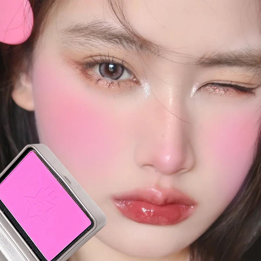 HISYI Watery Sheer Matte Blush: Easy-Apply, Large Capacity Rouge Palette for a Gentle, Sweet Look.