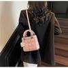 Niche Design 2025 Trendy Fashion Casual Handbag - Stylish Shoulder & Crossbody Small Square Bag