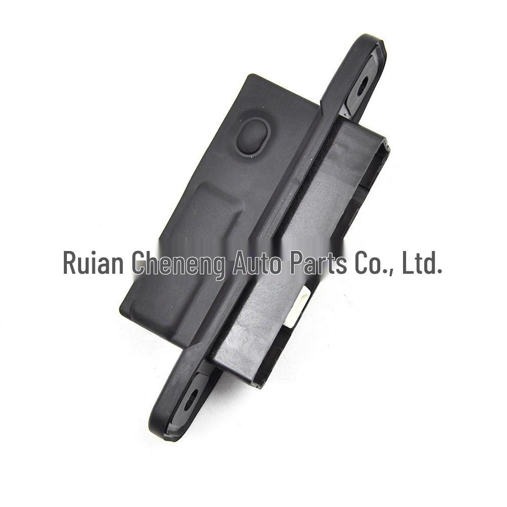 Переключатель багажника Toyota 84840-28040 84840-0E040 84840-28040