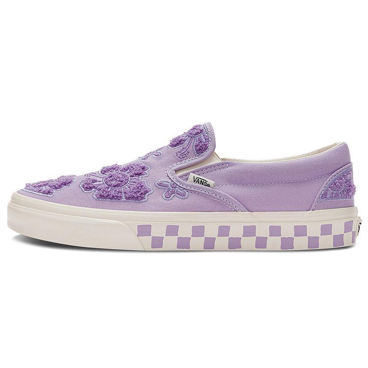 Slip-On Emma Mulholland on Holiday x