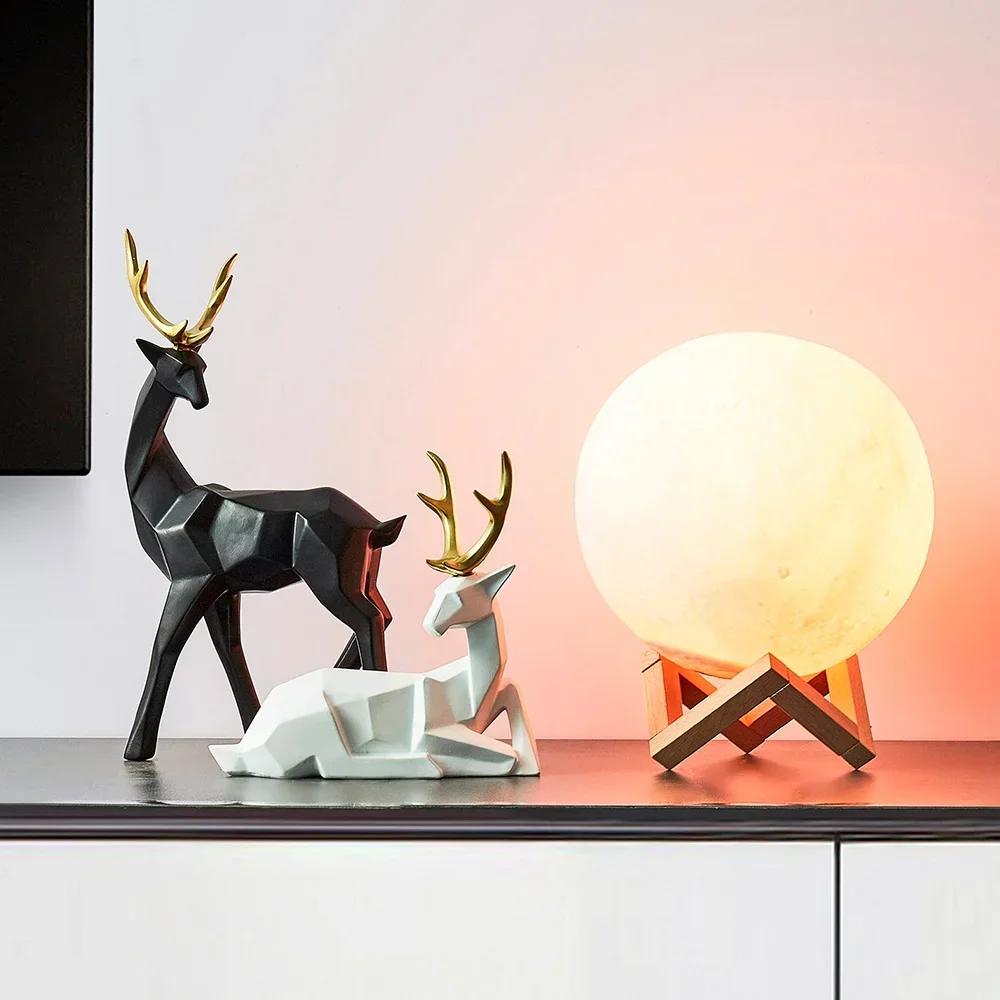 Simple Decorative Resin Animal Sculpture Geometric Deer Tabletop Decoration Crafts Home One Piece Statue Living Room Figurines