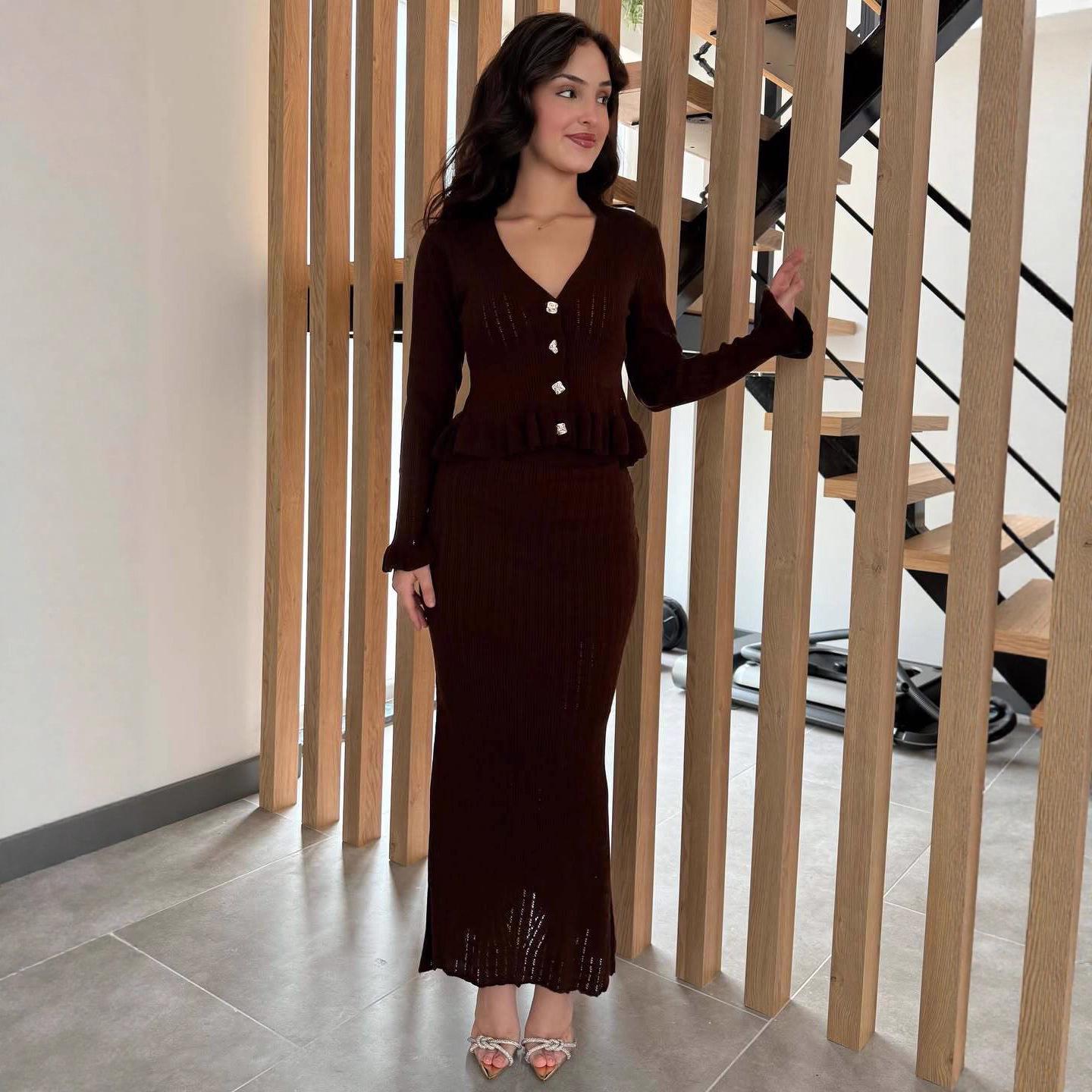 

2025 Autumn Women s V-Neck Knitted Top & Midi Skirt Set M кавовий