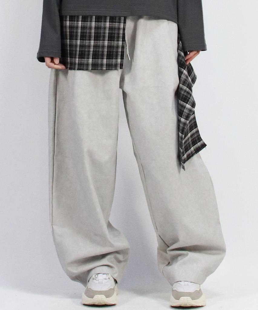 Deumakeu Grunge Washing Side One Tuck Curved Wide Pants Gray
