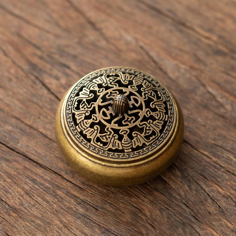 Mini Alloy Hollow Burner Vertical Incense Holder Home Office Desk Decoration Creative Portable Aromatherapy Burner gift for man