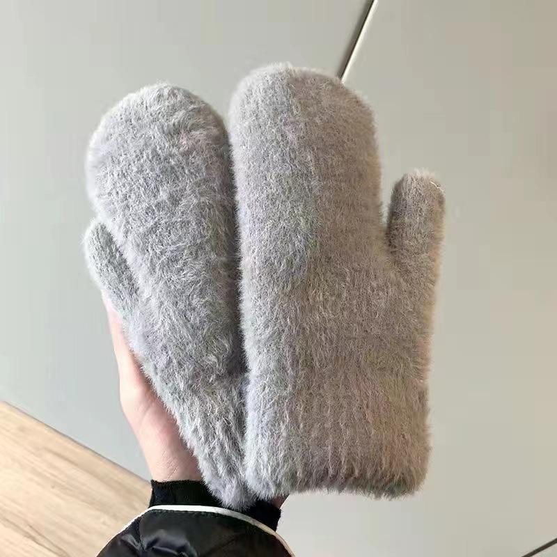 Gloves female winter cute student warm antifreeze cycling imitation mink hair piled thickened all-inclusive finger double layer