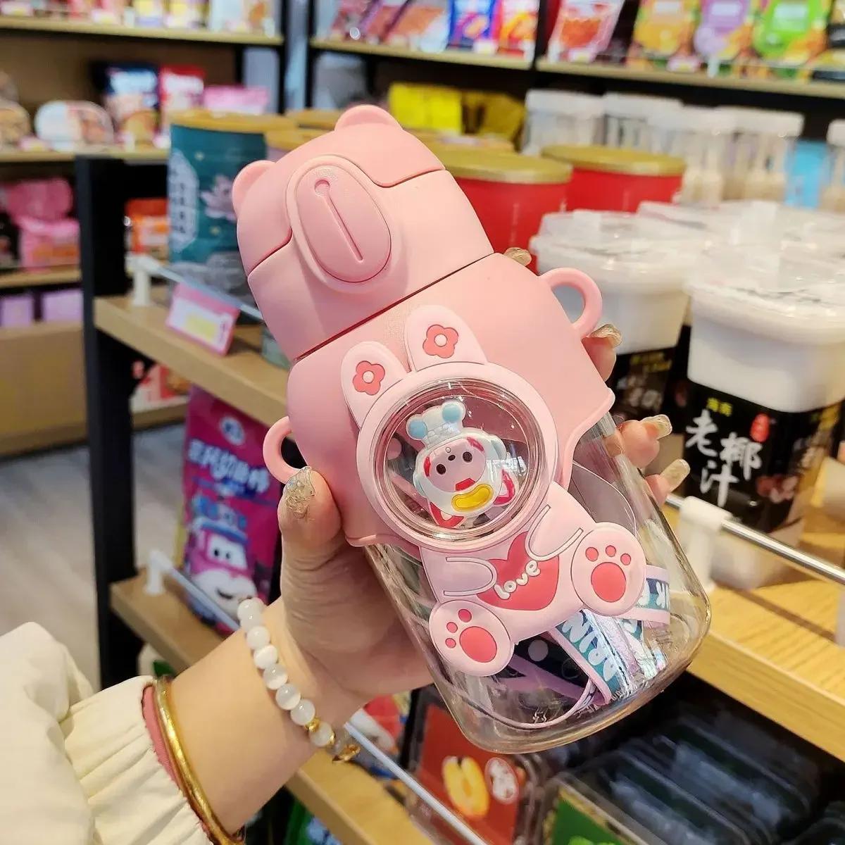 

600ML Kawaii Summer Children s Water Cup High-value Fall-proof Straw Cup Boys and Cirls Go to School Baby Kettle 600ml рожевий