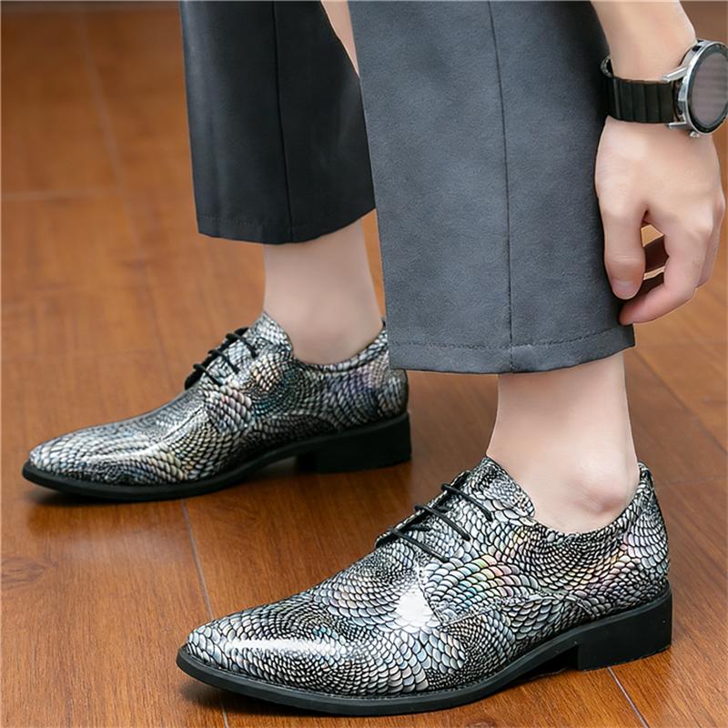 Britain Gentleman Designer New Pointed Shiny Patent Leather Flats Shoes For Wedding Casual Loafers Formal Dress Footwear