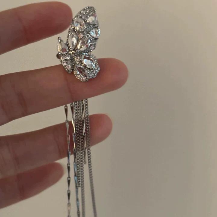 Zircon Butterfly Chain Tassel No-Piercing Ear Clip - Versatile, Light, and Luxurious Earrings