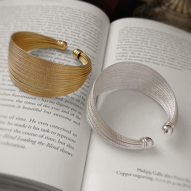 Wide Metal Bracelet Multilayer Wires Open Adjustable Cuff Bangles for Women Fashion Personality Luxury Jewelry Accessories Gift