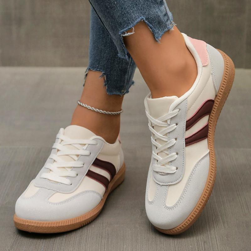 Womens Sneakers Spring New Luxury Flat Loafers Comfortable Slip on Soft Female Sneakers Lightweight Outdoor Shoes for Women