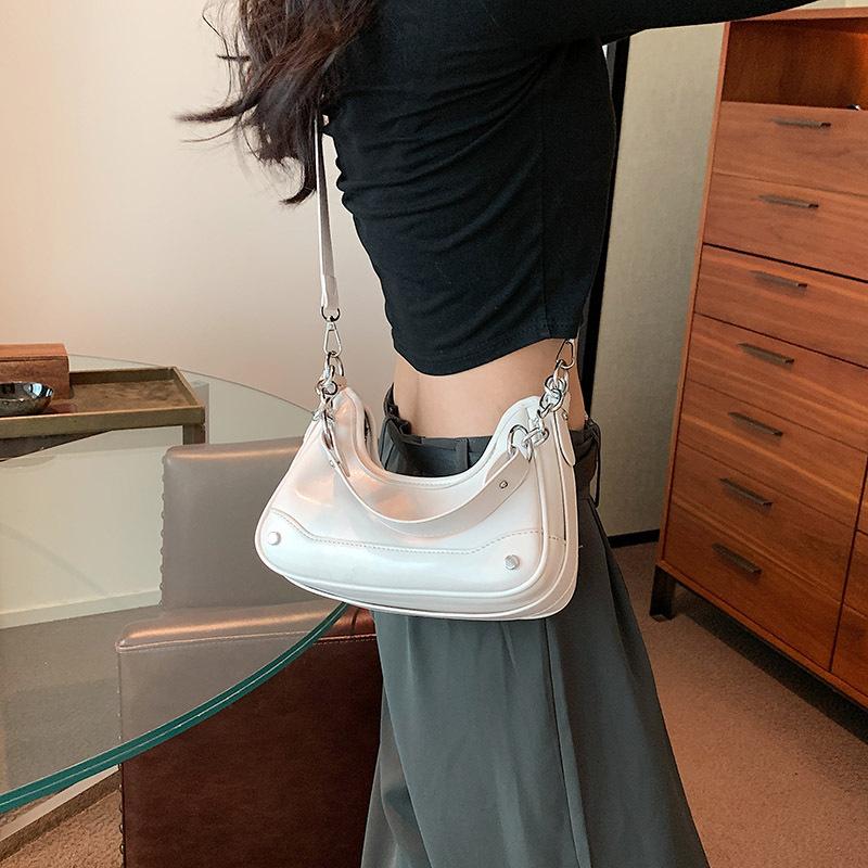 2025 Summer Underarm Bag Women's High-end Fashion Niche Design Shoulder Bag Versatile Casual Chain Messenger Bag