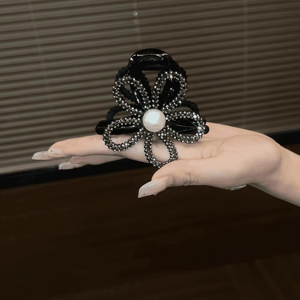 Exquisite Sparkling Diamond Hollow Flower Hair Clip Female 2024 New Hairpin High-End Back of Head Updo Shark Clip Headwear
