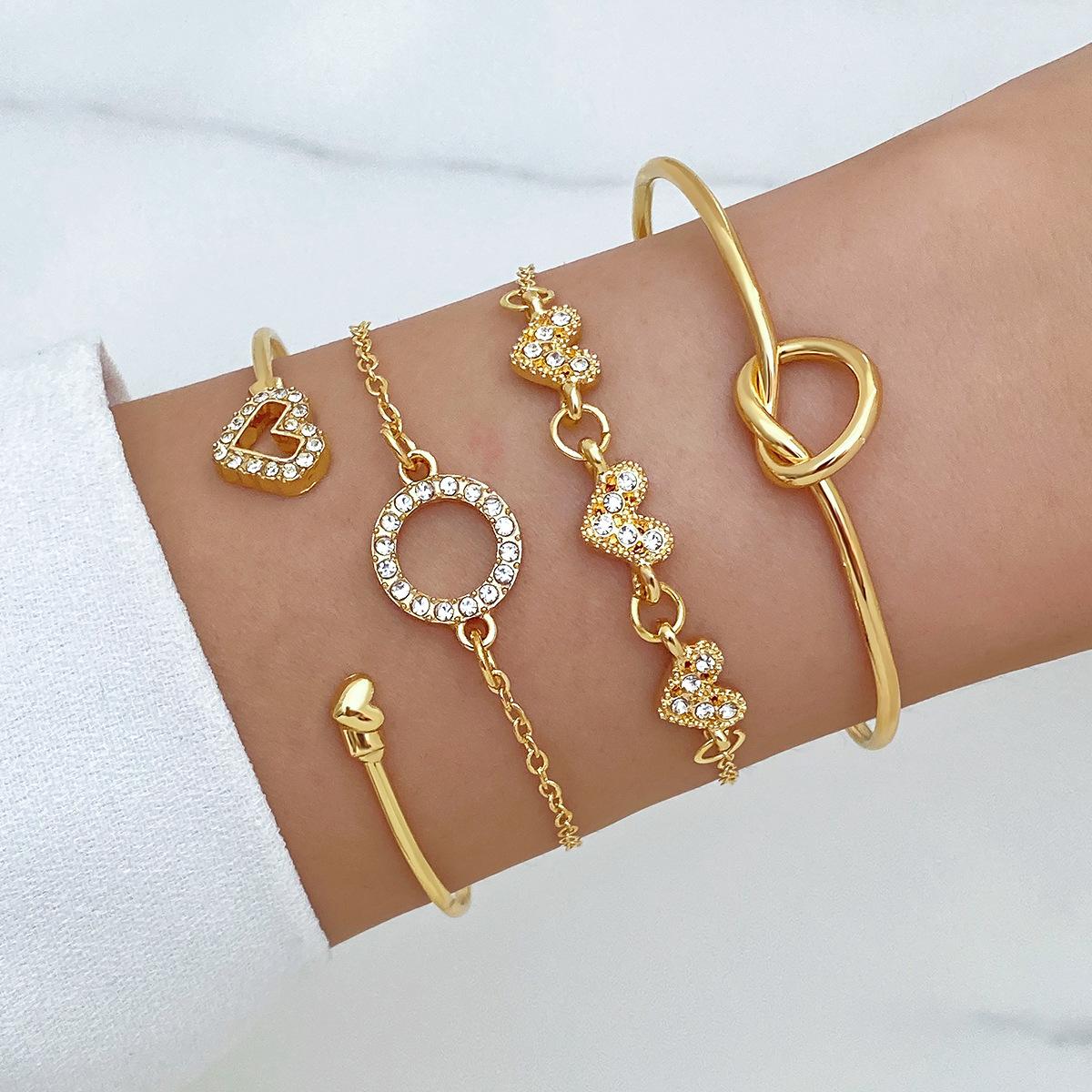 

Charm Suitable For Daily Wear Women s Heart Knot Chain Design For Holidays Classic Fashion Jewelry A Gift Artificial Crystal Stackable Bracelets золотистий