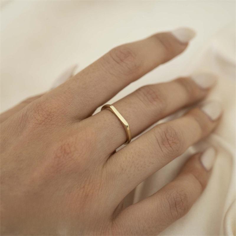 eManco Women's 18K Gold-Plated Geometric Bar Stainless Steel Ring
