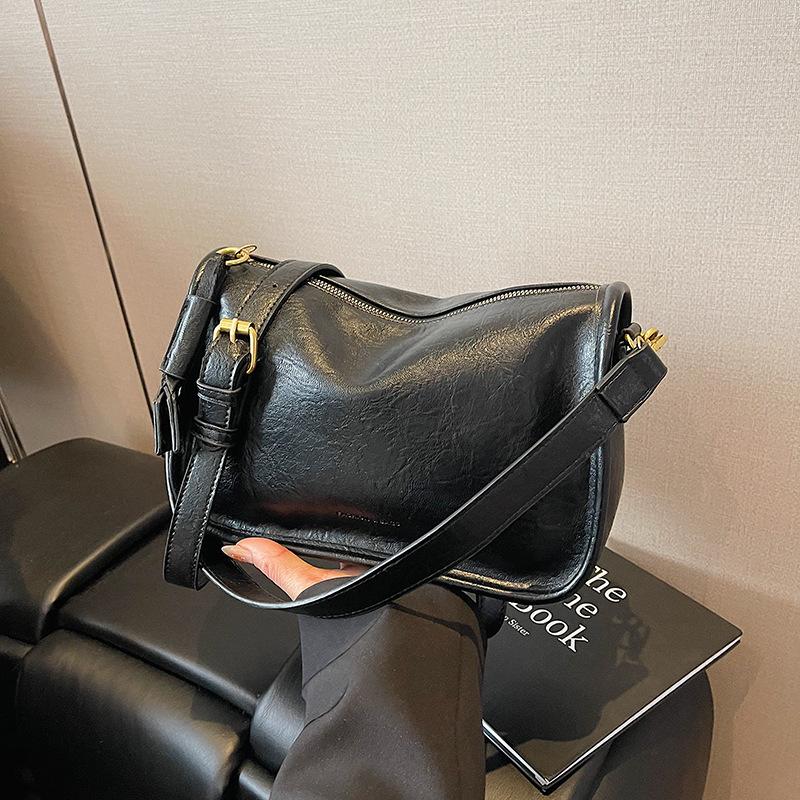 

Maillard retro bag women s 2025 new Internet celebrity tote bag niche fashion versatile shoulder messenger bag fashion чёрный