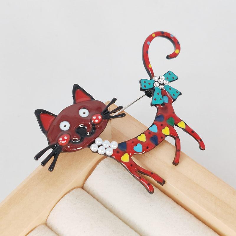 Cute Cartoon Cat Brooch Pin for Women Girls Fashion Exquisite Enamel Kitten Brooches Casual Party Clothing Jewelry Gift