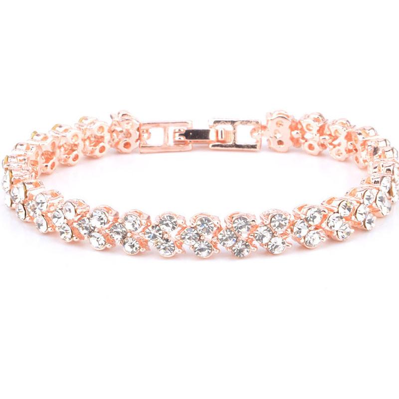 Fashionable Ol Style Women's Heart Shaped Bracelet With Stunning Zircon Stones