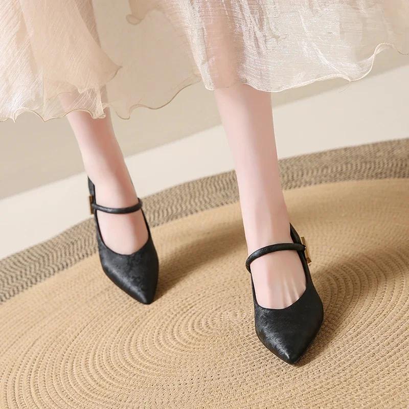 Fashion Elegant Woman Heeled Shoes 2025 New Outdoor Slip On Women's High Heels Pointed Toe Thin Heels Fashion Party Dress Pumps Female