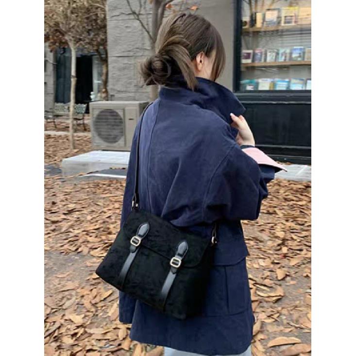 

Dilraba Same Style Bag Korean Niche Design Matte Retro Crossbody Messenger Bag High-end Handheld Shoulder Bag чёрный