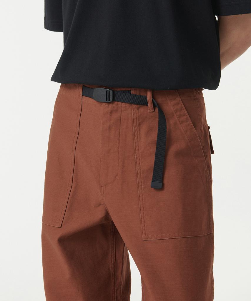MUSINSA STANDARD Back Satin Wide Belted Fatigue Pants [Brick Red]